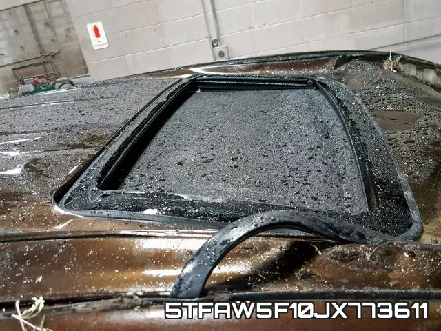 5TFAW5F10JX773611 фото 10