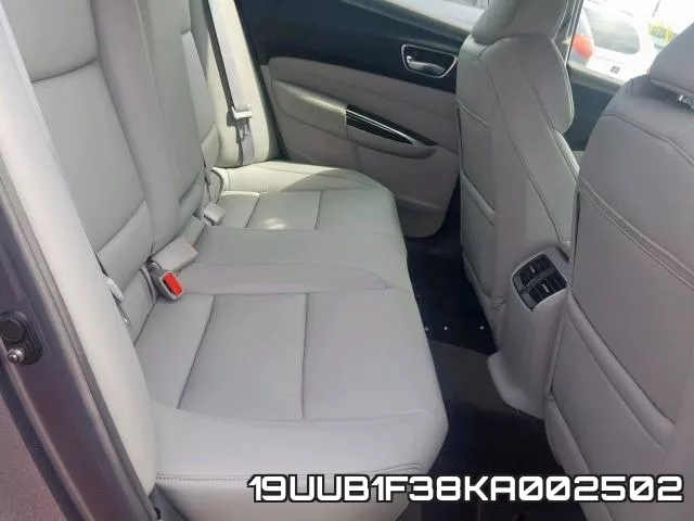 19UUB1F38KA002502 фото 7