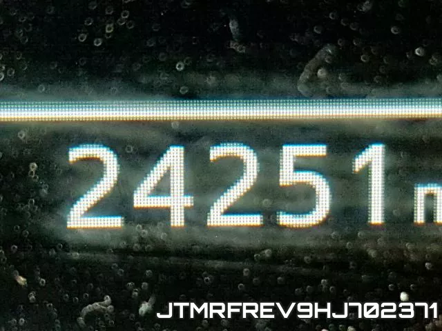 JTMRFREV9HJ702371 фото 9