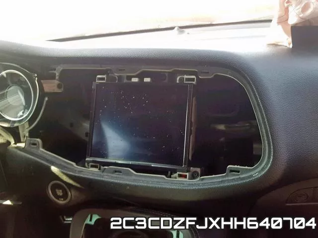2C3CDZFJXHH640704 фото 10