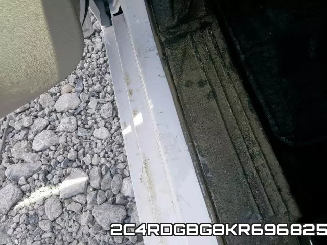 2C4RDGBG8KR696825 фото 9