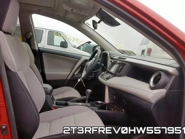 2T3RFREV0HW557951 фото 6