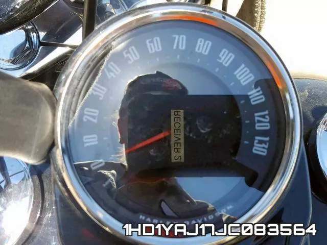 1HD1YAJ17JC083564 фото 9