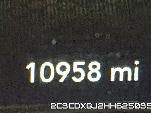 2C3CDXGJ2HH625035 фото 9