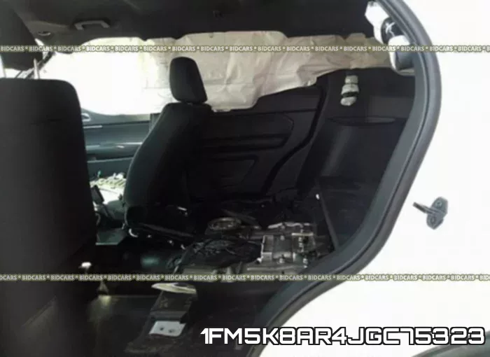1FM5K8AR4JGC75323 фото 9