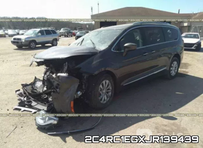 2C4RC1EGXJR139439 фото 3