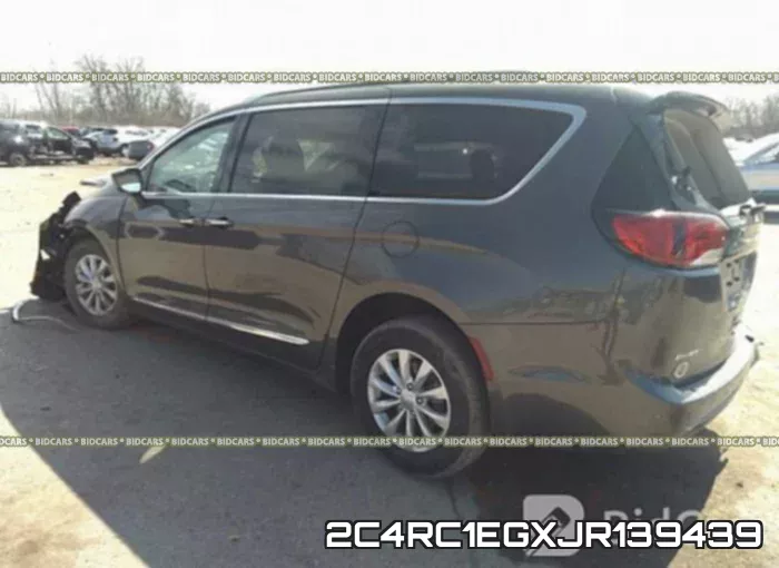 2C4RC1EGXJR139439 фото 4