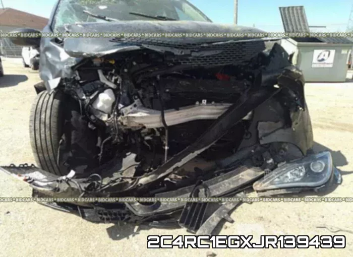2C4RC1EGXJR139439 фото 6