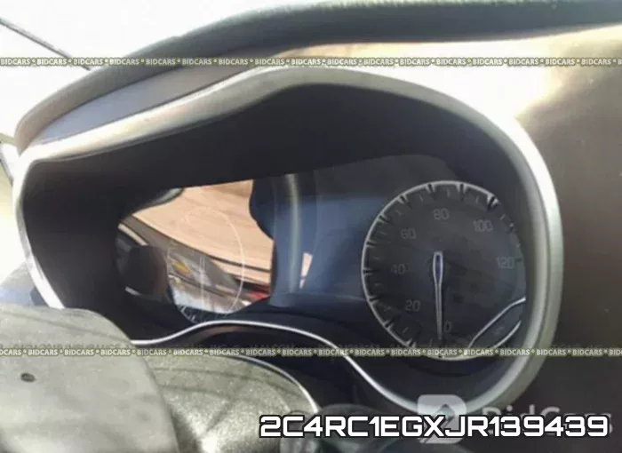 2C4RC1EGXJR139439 фото 7