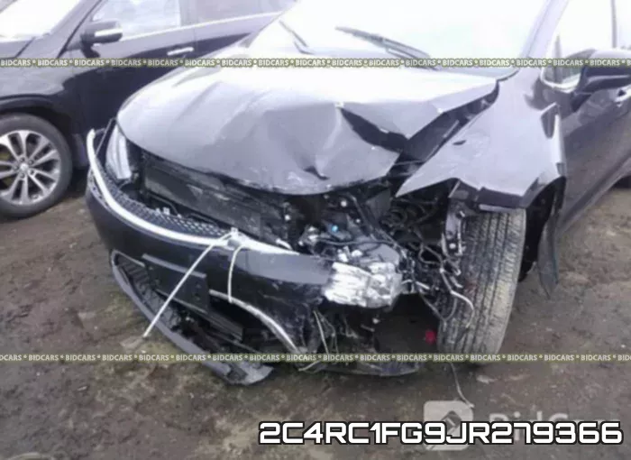2C4RC1FG9JR279366 фото 7