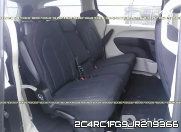 2C4RC1FG9JR279366 фото 9