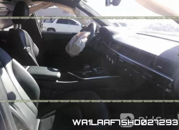 WA1LAAF75HD027293 фото 6