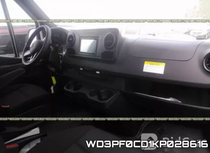 WD3PF0CD1KP028616 фото 6