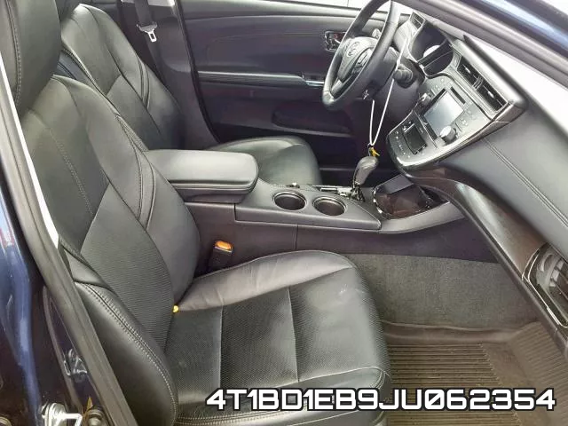 4T1BD1EB9JU062354 фото 6