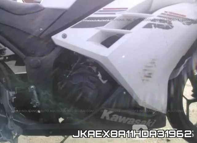 JKAEX8A11HDA31962 фото 9