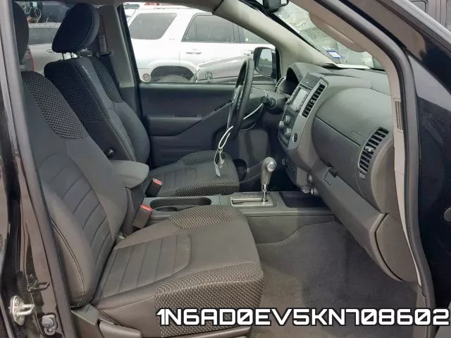 1N6AD0EV5KN708602 фото 6