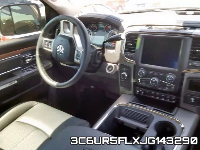 3C6UR5FLXJG143290 фото 8