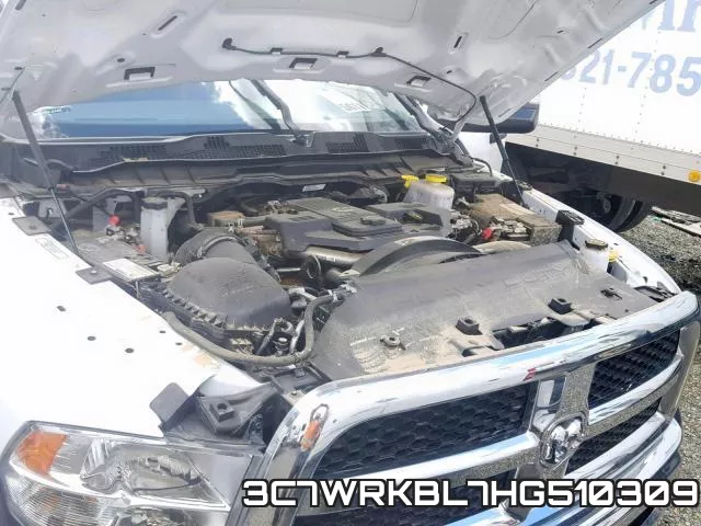 3C7WRKBL7HG510309 фото 8