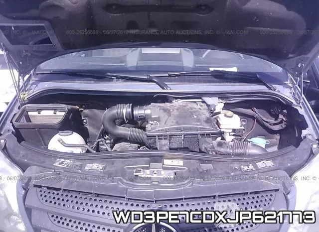 WD3PE7CDXJP621773 фото 2