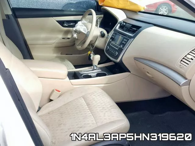 1N4AL3AP5HN319620 фото 6