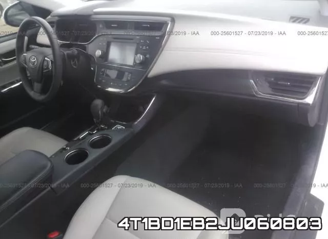 4T1BD1EB2JU060803 фото 6