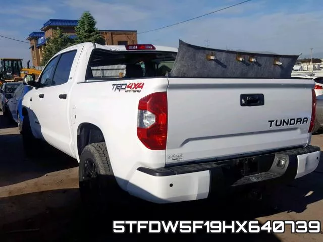 5TFDW5F19HX640739 фото 4