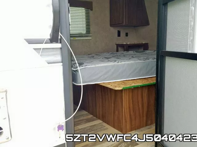 5ZT2VWFC4J5040423 фото 6