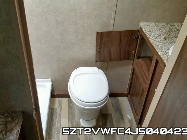 5ZT2VWFC4J5040423 фото 9