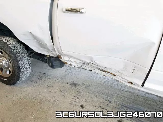 3C6UR5DL3JG246070 фото 10