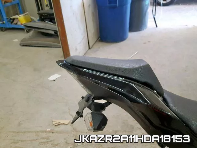 JKAZR2A11HDA18153 фото 7