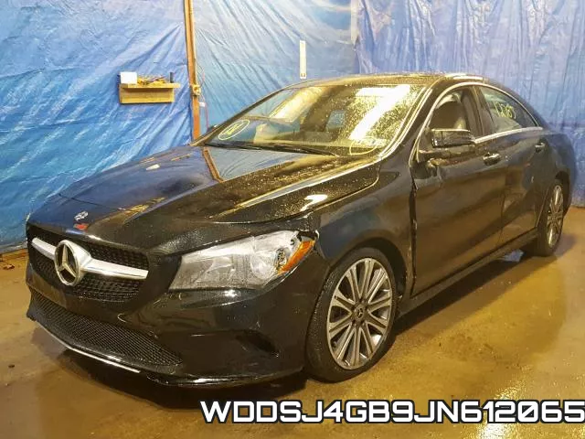 WDDSJ4GB9JN612065 фото 3