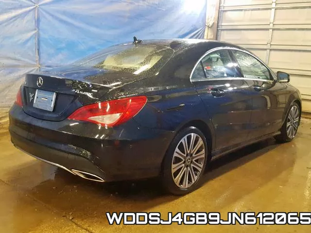 WDDSJ4GB9JN612065 фото 5