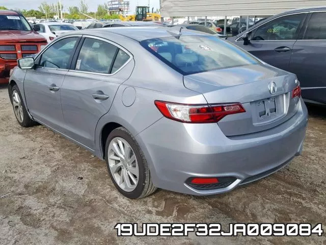 19UDE2F32JA009084 фото 4