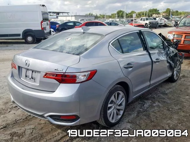 19UDE2F32JA009084 фото 5