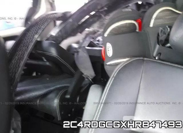2C4RDGCGXHR847493 фото 9