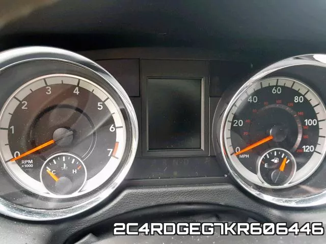 2C4RDGEG7KR606446 фото 9