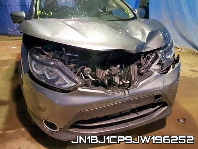 JN1BJ1CP9JW196252 фото 10