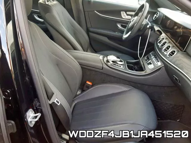WDDZF4JB1JA451520 фото 6