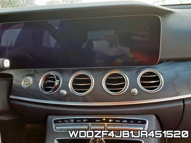 WDDZF4JB1JA451520 фото 10