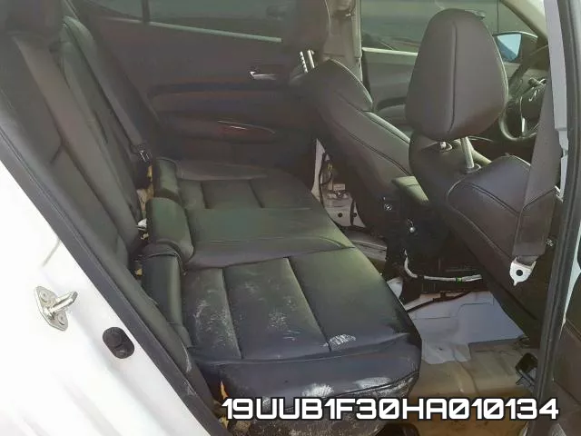 19UUB1F30HA010134 фото 7