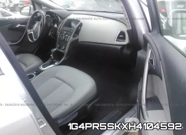 1G4PR5SKXH4104592 фото 6