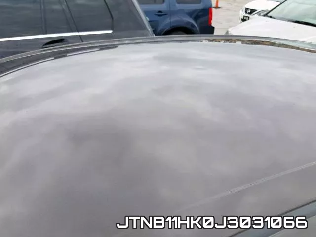 JTNB11HK0J3031066 фото 9