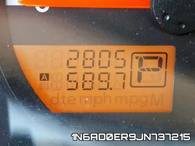 1N6AD0ER9JN737215 фото 9