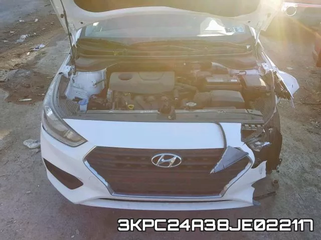 3KPC24A38JE022117 фото 8