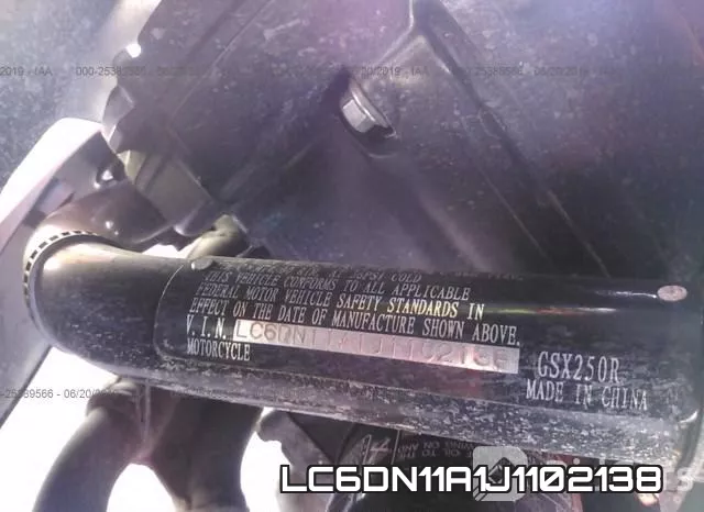LC6DN11A1J1102138 фото 2