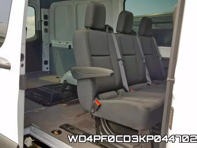 WD4PF0CD3KP044702 фото 7