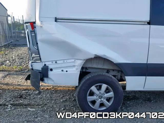 WD4PF0CD3KP044702 фото 10