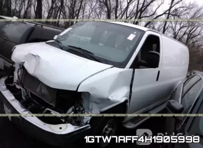1GTW7AFF4H1905998 фото 3