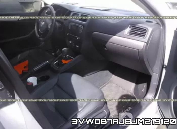 3VWDB7AJ8JM219120 фото 6