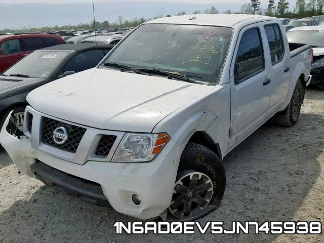 1N6AD0EV5JN745938 фото 3